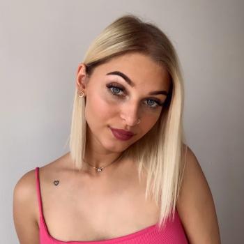 Babysitter em Charleroi: Cassandra