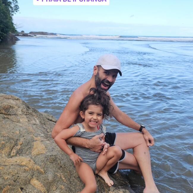 Babysitting job in Belo Horizonte: Celso