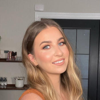 Babysitting job in Brisbane: babysitting job Ashley