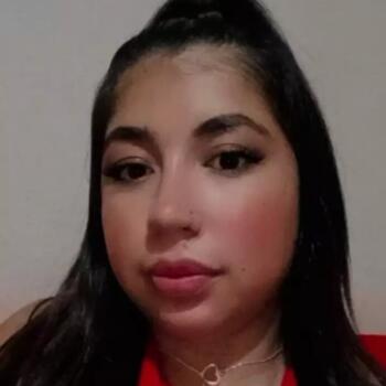 Babysitter Serra: Emilly Carla