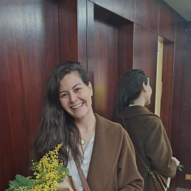 Canguro en Barcelona: Yenifer