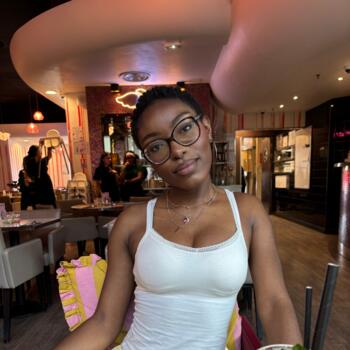 Babysitter in Le Plessis-Trévise: Naomie