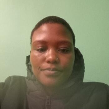 Babysitter Cape Town: Esona