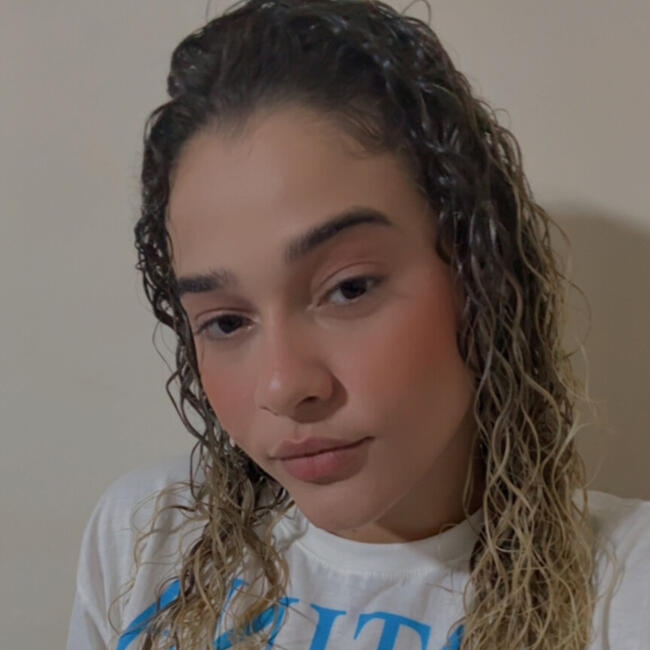 Babá em Serra: Samara