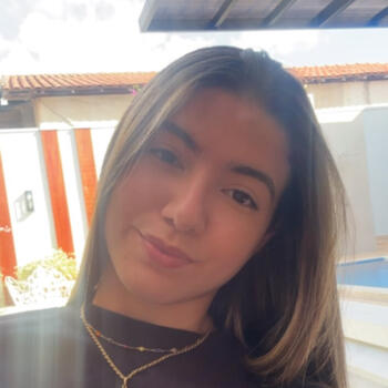 Babysitter in Araguaína: Leticia Gomes Nunes