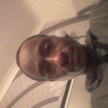 Trabajo de niñera en Comines: trabajo de niñera Jean-Pierre