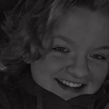 Babysitter in Petersburg: Clarese