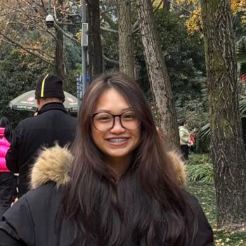 Babysitter in Singapore Island: Claudine