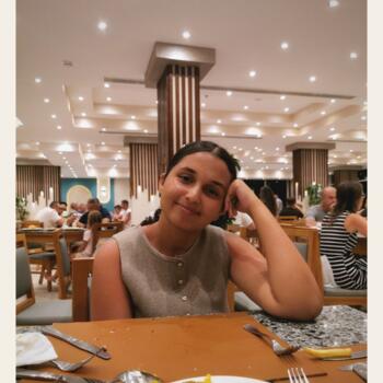 Baby-sitter Saint-Fargeau-Ponthierry: Yasmine