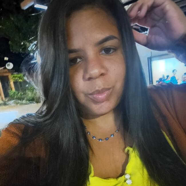 Babá em Recife: Talita