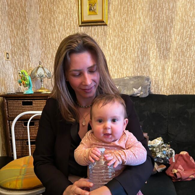 Babysitter in Montreal: Elisa
