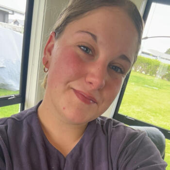 Babysitter in New Plymouth: Ella