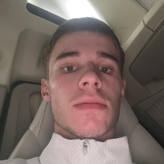 Babysitter in Nantes: Hugo