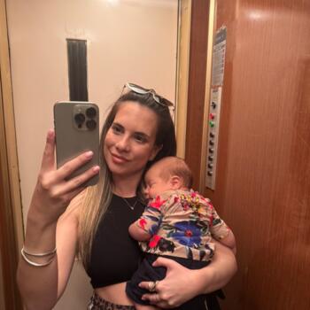 Parent Výronas: Evie