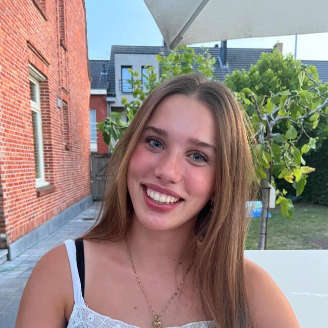 Babysitter in Heist-op-den-Berg: Bo