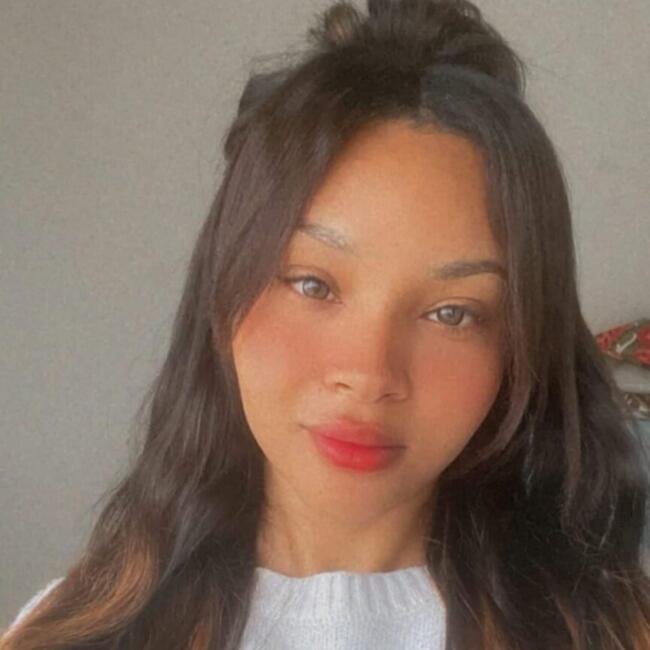 Babysitter in Almada: Luana