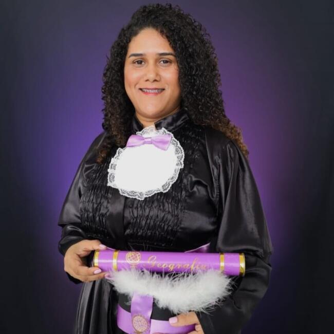 Babysitter in Jatai: Maria