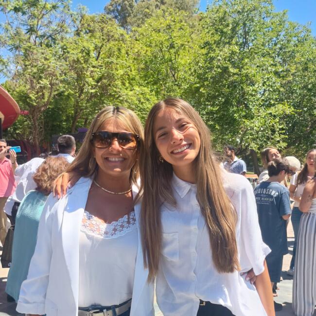 Agencia de cuidado de niños en Godoy Cruz: Carolina y Francesca
