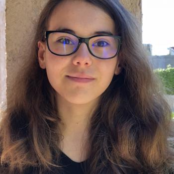 Baby-sitter in Fréjus: Faustine