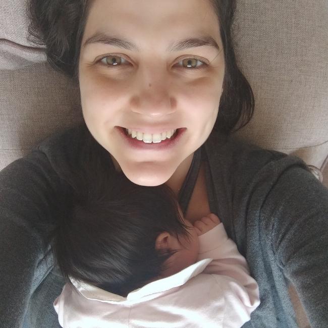 Babysitting job in São Paulo: Mariela