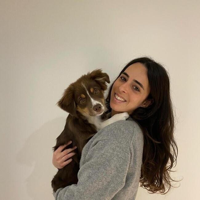 Babysitter in Paris: Einat
