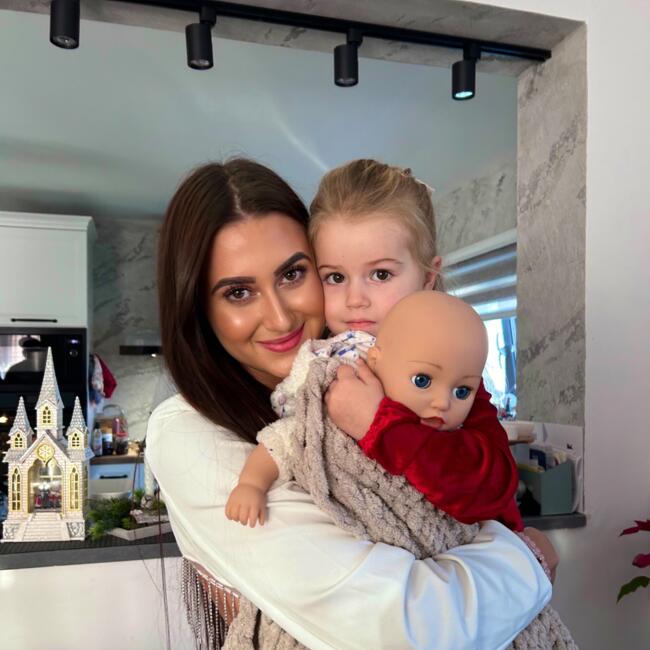 Babysitter in Čelina: Simona