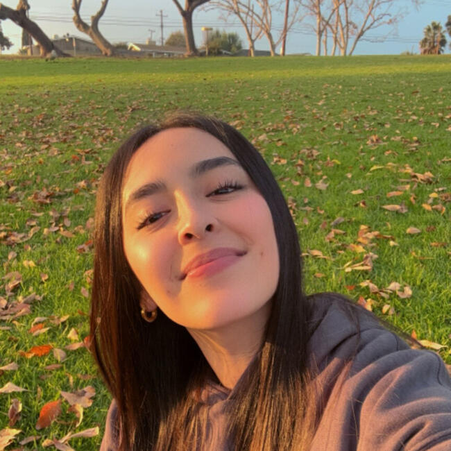 Babysitter in Norwalk: Dayana