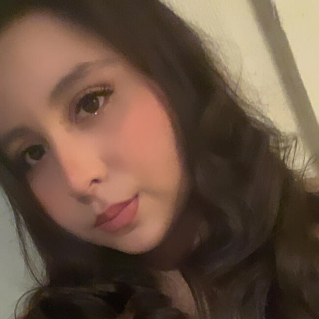 Babysitter in Palm Springs: Michelle