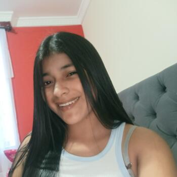 Babysitter in Pasto: Stefania