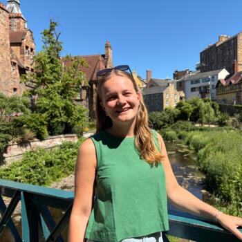 Babysitter in Tongeren: Laure