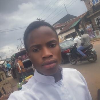 Babysitter in Ondo: Adegboye