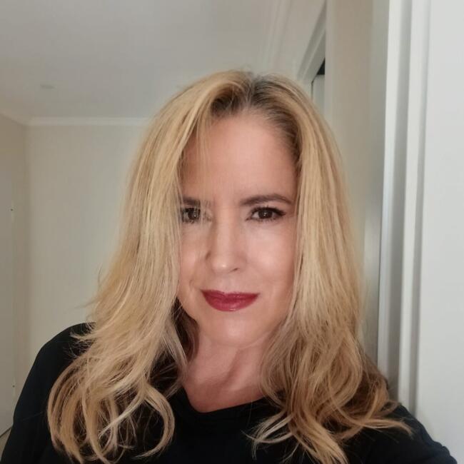 Babysitter in Queluz: Zélia