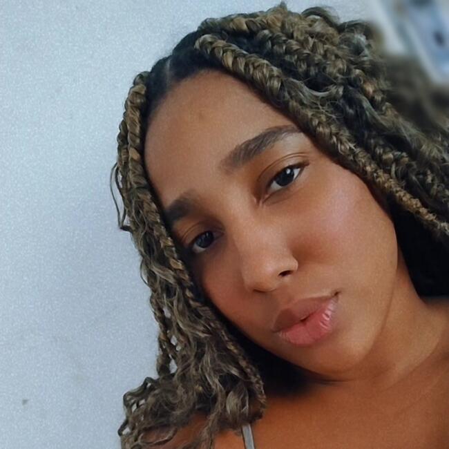 Babá em Belo Horizonte: Emanoelle