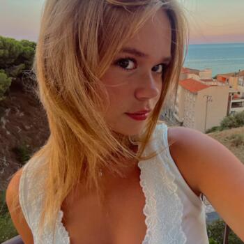 Babysitter in Lille: Roxana