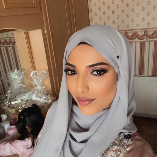 Babysitter in Huddersfield: Nimra