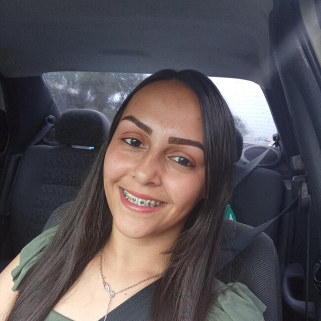 Babysitter in Nova Hartz: Catiele