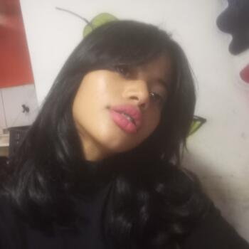 Babysitter in Brasília: Raquel