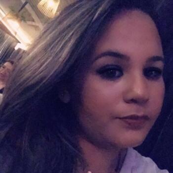Emprego de babá em Timbaúba: trabalho de babá Taissa