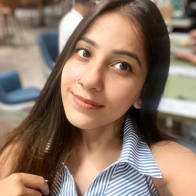 Babysitter in Delhi: Tanya