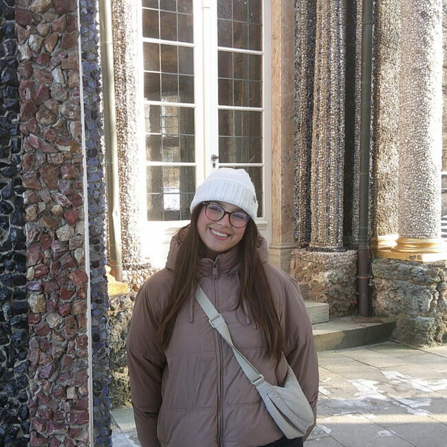 Babysitter in Saint-Germain-en-Laye: Sophia