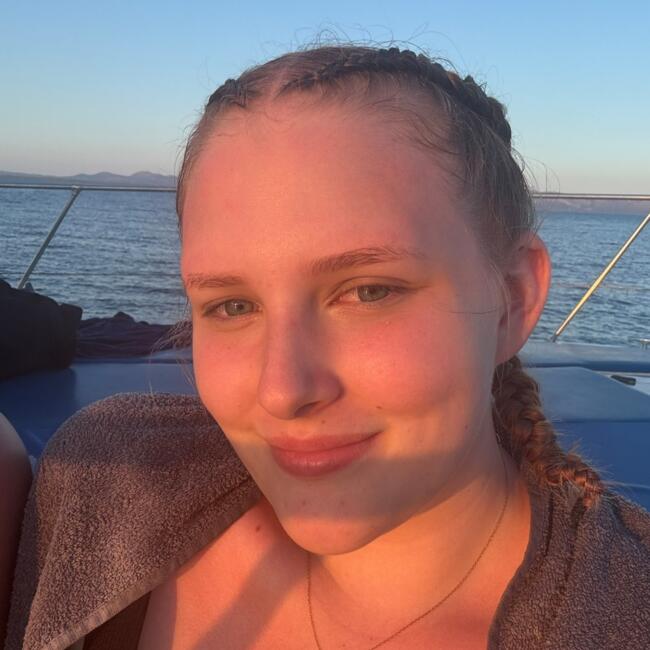 Babysitter in Fürth: Julia