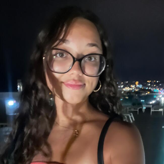 Babysitter in Amiens: Jade