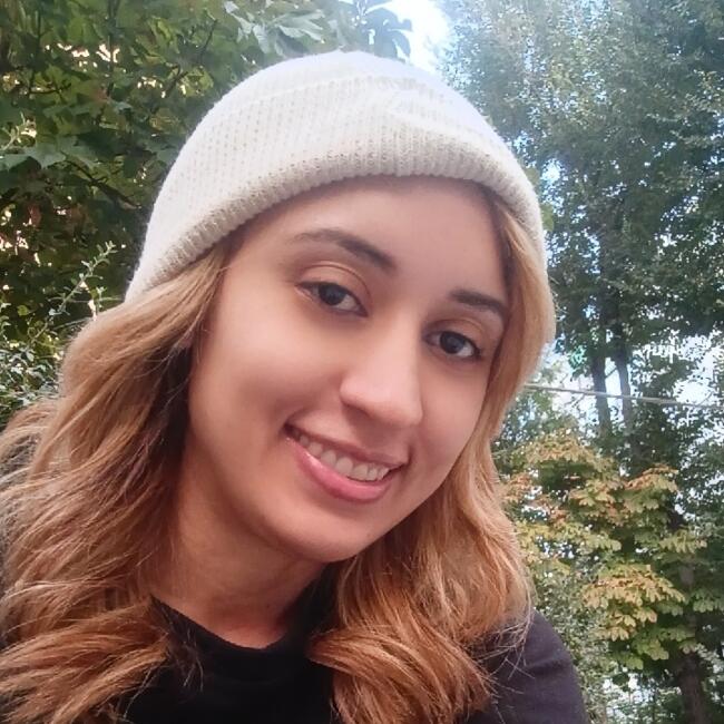 Canguro en Móstoles: Kandy Ruth