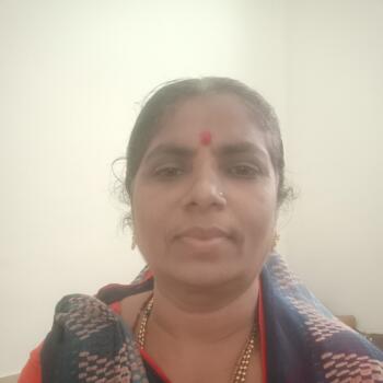 Nanny in Pune: Minakshi