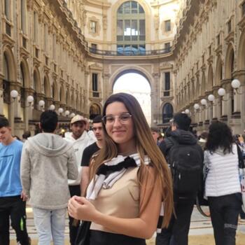 Babysitter Roses: Sandra