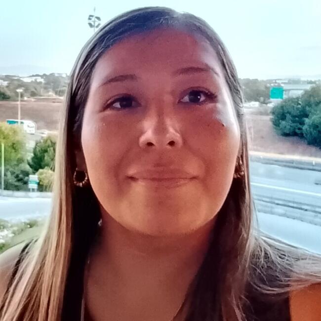 Babysitter in Alicante: Micaela
