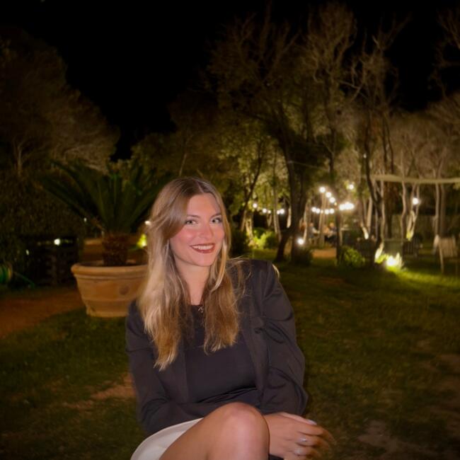 Babysitter in Livorno: Martina