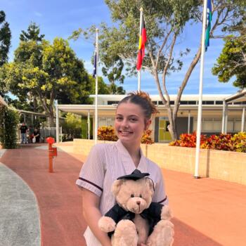 Babysitter in Woking: Mishka