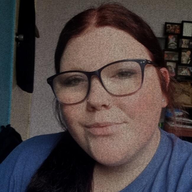 Babysitter in Eltham: Hollie