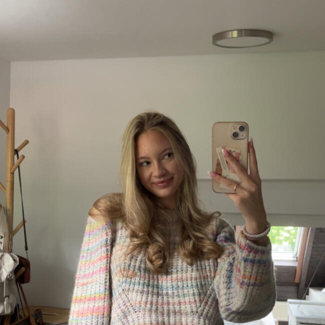 Babysitter in Hamburg: Leoni